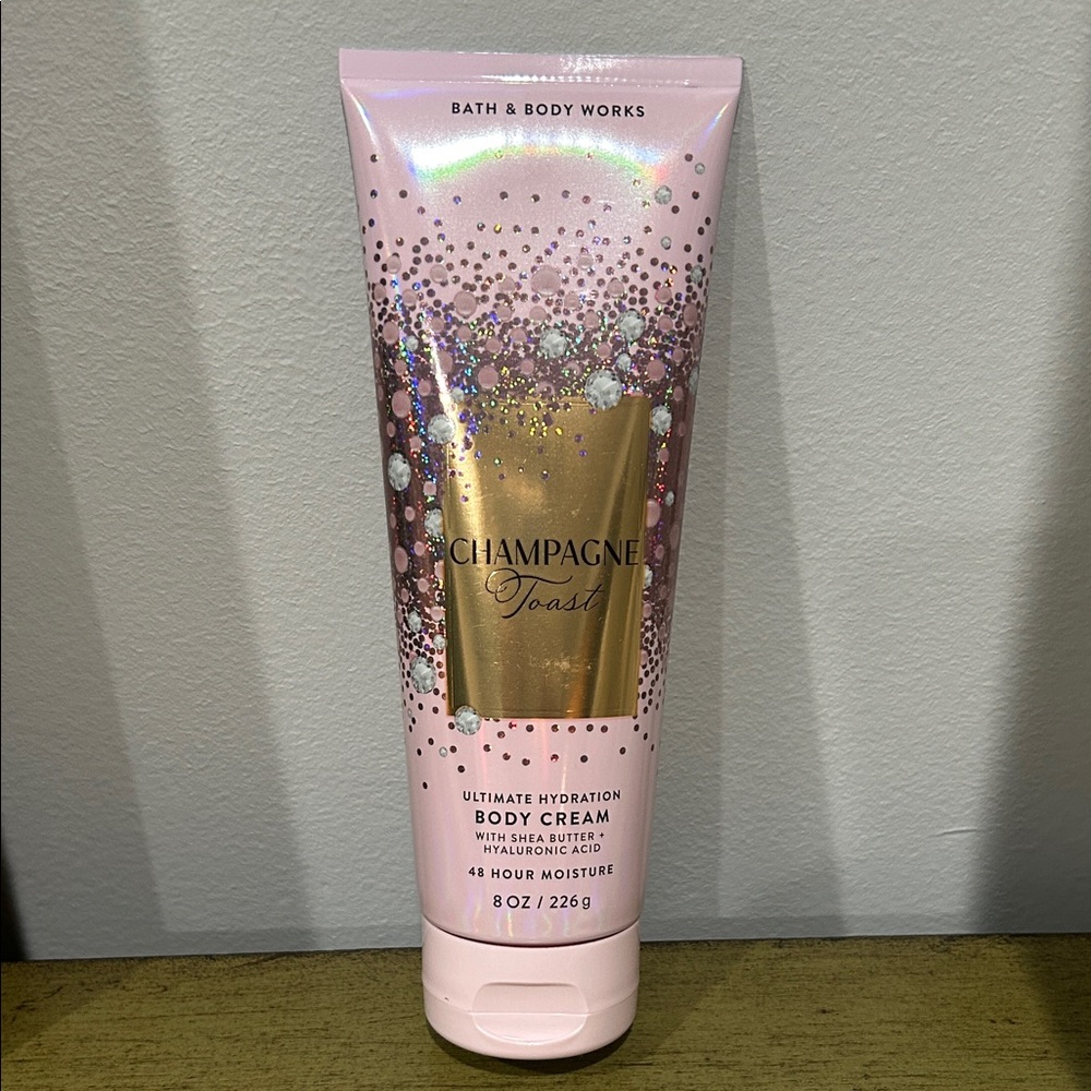 Bath & Body Works Champagne Toast Body Cream - 8 oz.